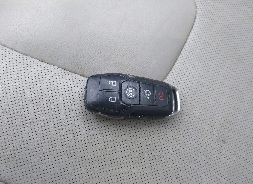 Photo 11 of 2016 Ford Fusion TITANIUM (VIN 3FA6P0K94GR177622)