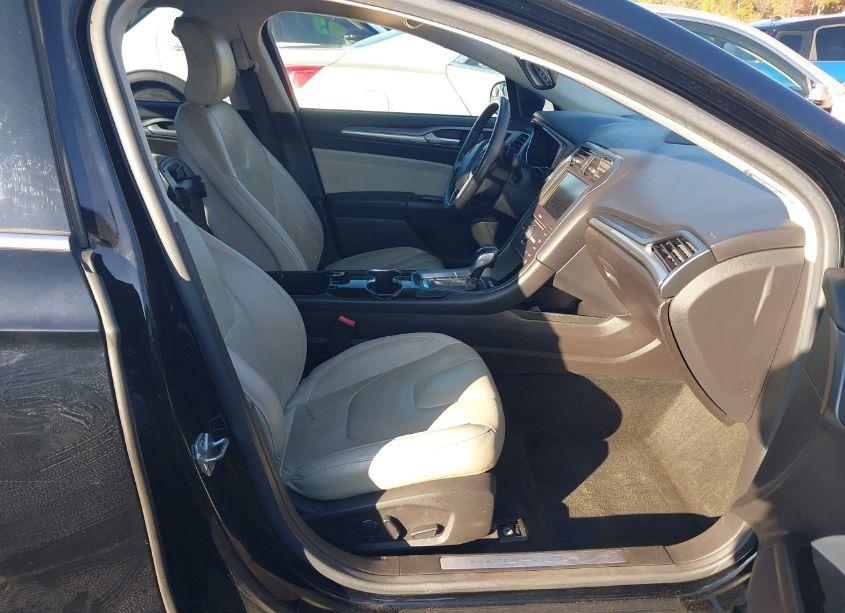 Photo 5 of 2016 Ford Fusion TITANIUM (VIN 3FA6P0K94GR347039)