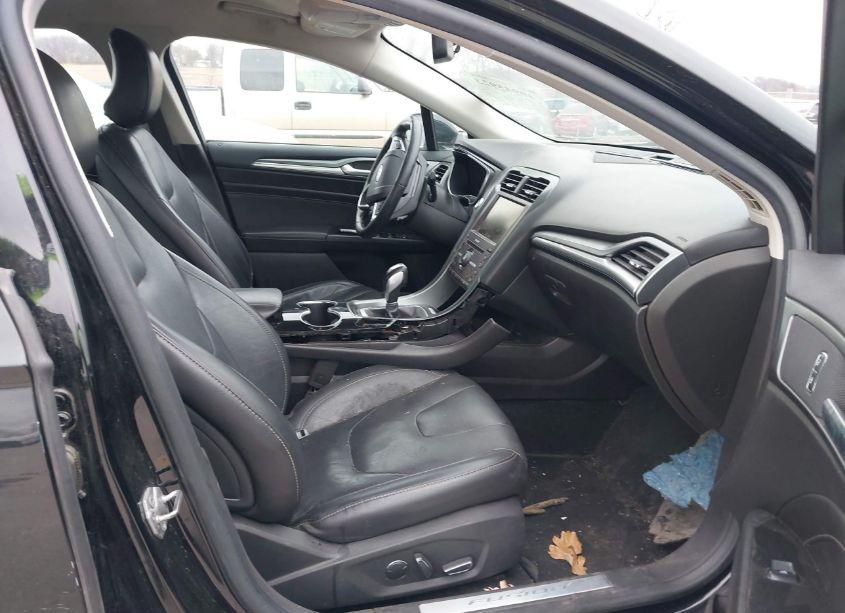 Photo 5 of 2016 Ford Fusion TITANIUM (VIN 3FA6P0K94GR387752)