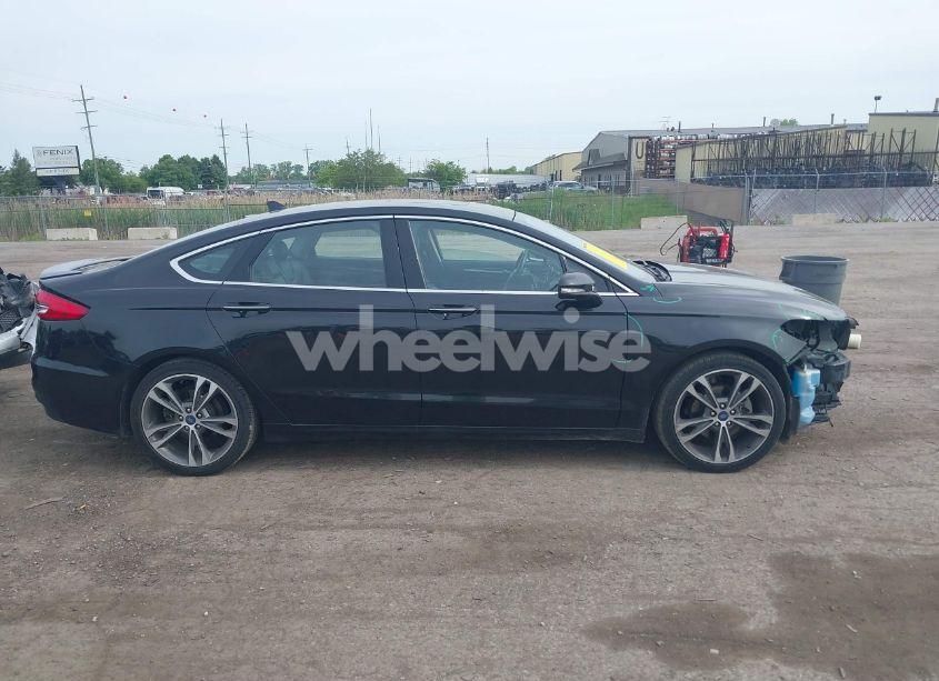 Photo 14 of 2020 Ford Fusion TITANIUM (VIN 3FA6P0K94LR117138)