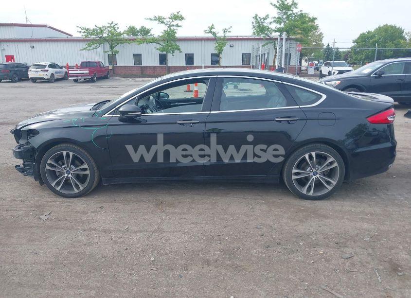 Photo 15 of 2020 Ford Fusion TITANIUM (VIN 3FA6P0K94LR117138)