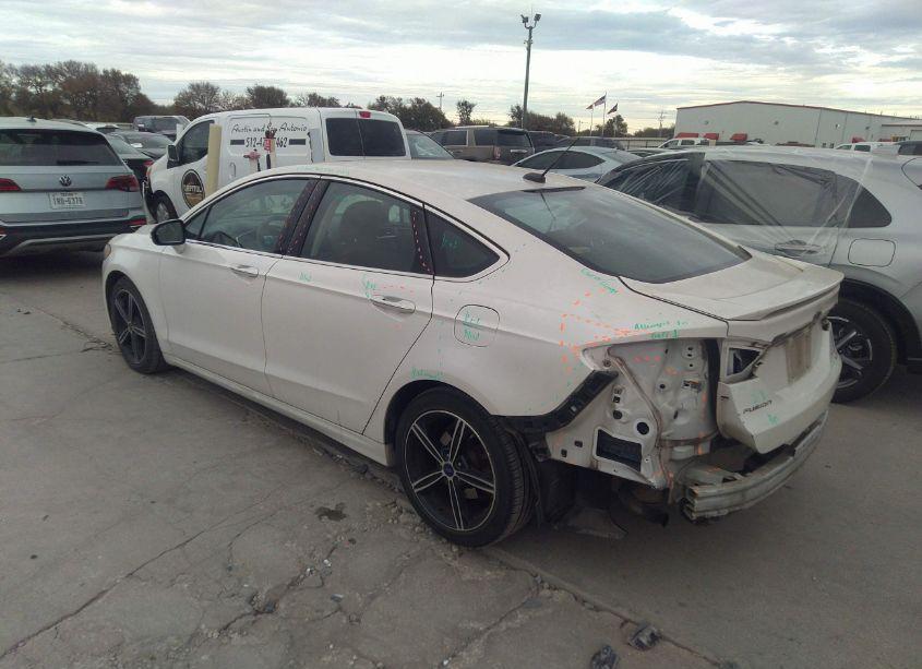 Photo 3 of 2015 Ford Fusion TITANIUM (VIN 3FA6P0K95FR150718)