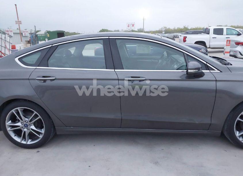 Photo 13 of 2016 Ford Fusion TITANIUM (VIN 3FA6P0K95GR156309)