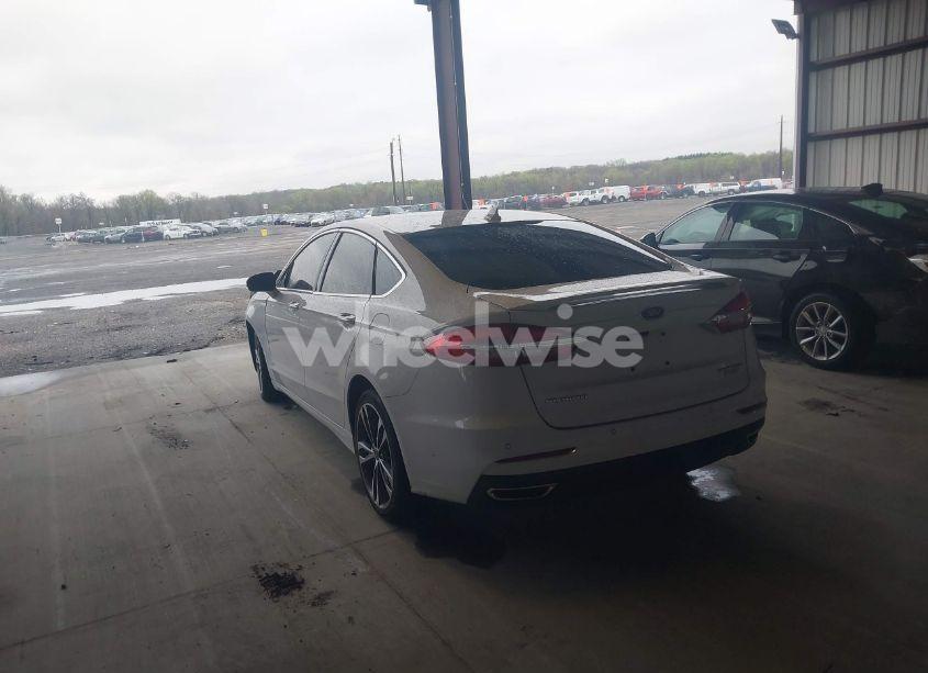 Photo 3 of 2019 Ford Fusion TITANIUM (VIN 3FA6P0K95KR271291)