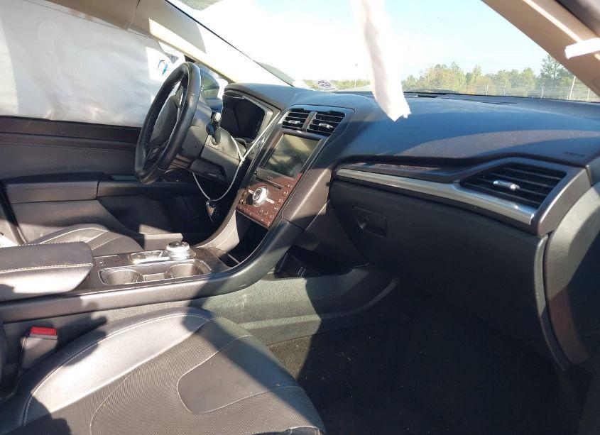 Photo 5 of 2020 Ford Fusion TITANIUM (VIN 3FA6P0K95LR131730)
