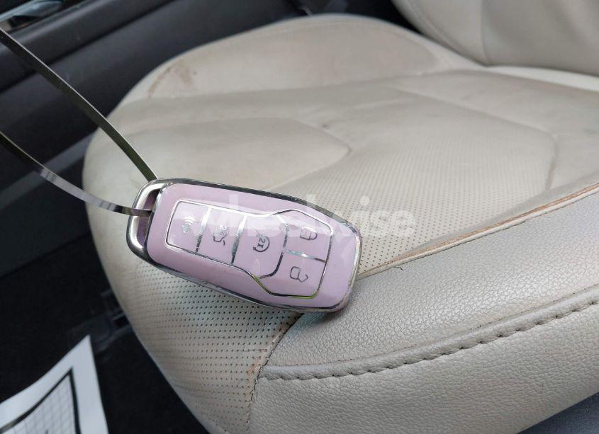 Photo 10 of 2016 Ford Fusion TITANIUM (VIN 3FA6P0K96GR103571)