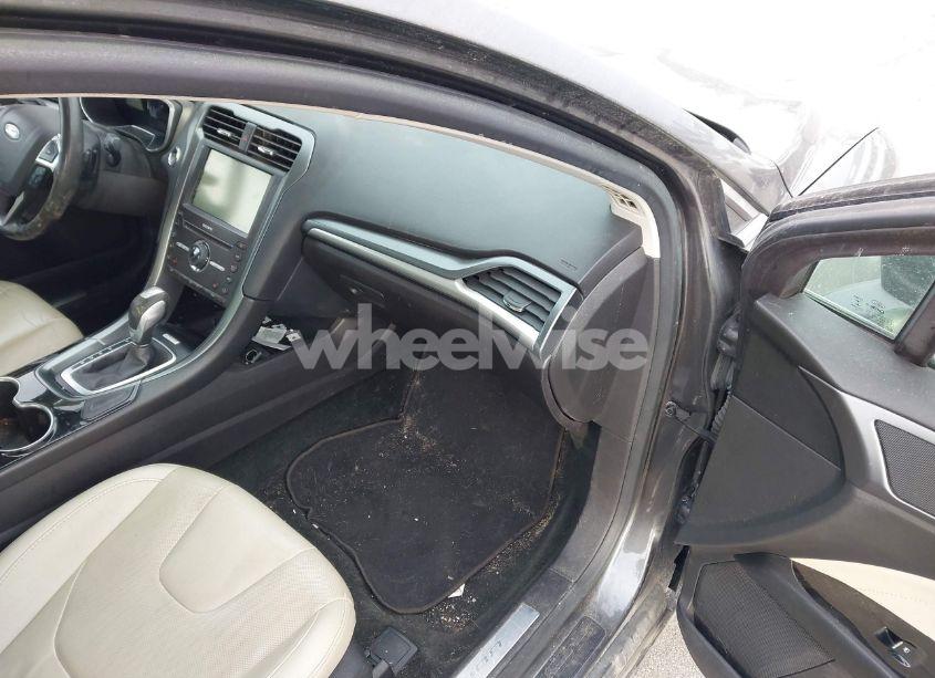 Photo 5 of 2016 Ford Fusion TITANIUM (VIN 3FA6P0K96GR180294)