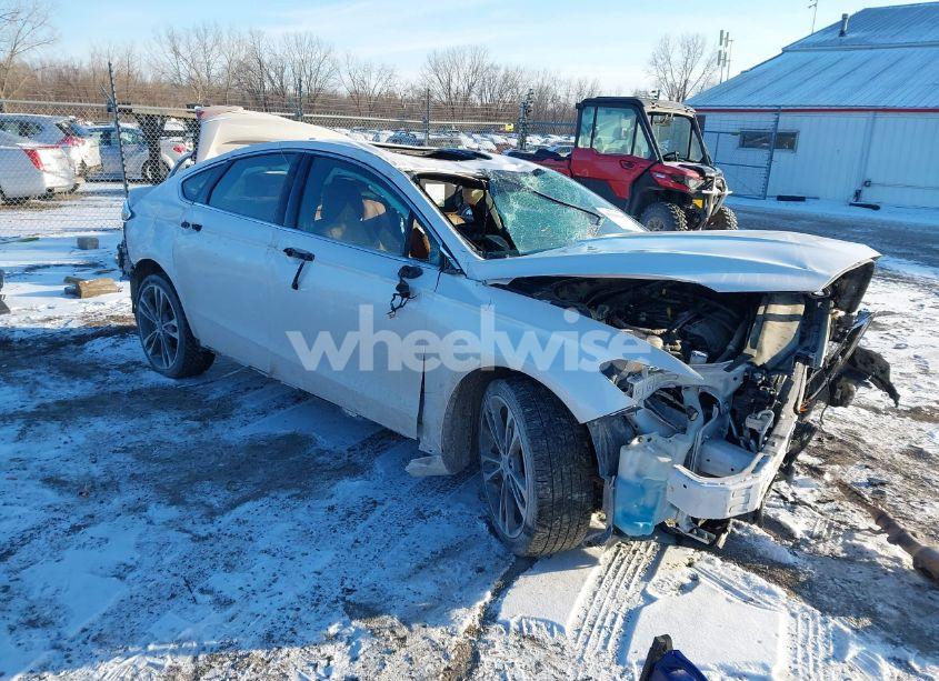 2019 Ford Fusion TITANIUM (VIN 3FA6P0K96KR143982) main photo