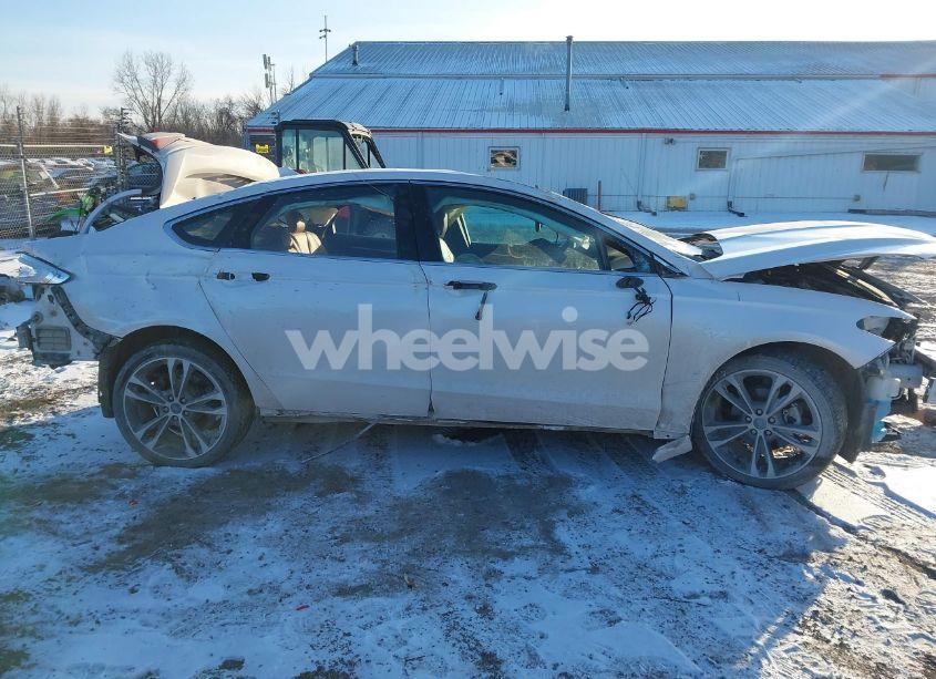 Photo 13 of 2019 Ford Fusion TITANIUM (VIN 3FA6P0K96KR143982)