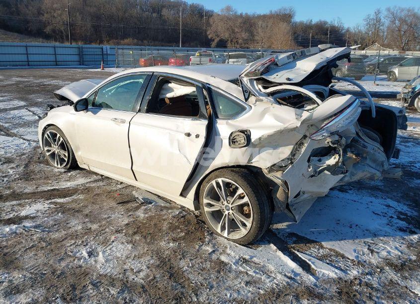 Photo 3 of 2019 Ford Fusion TITANIUM (VIN 3FA6P0K96KR143982)