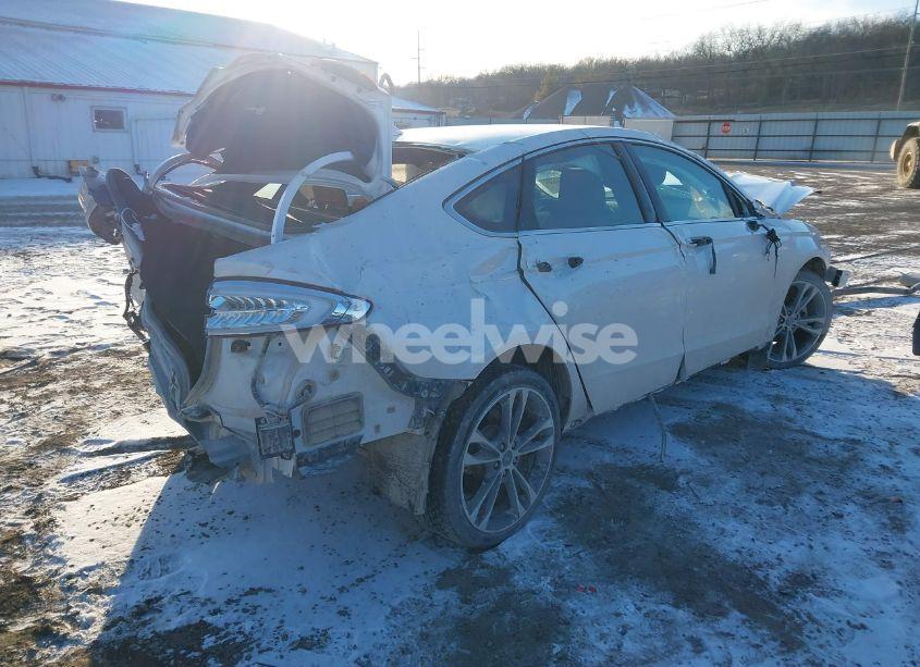 Photo 4 of 2019 Ford Fusion TITANIUM (VIN 3FA6P0K96KR143982)