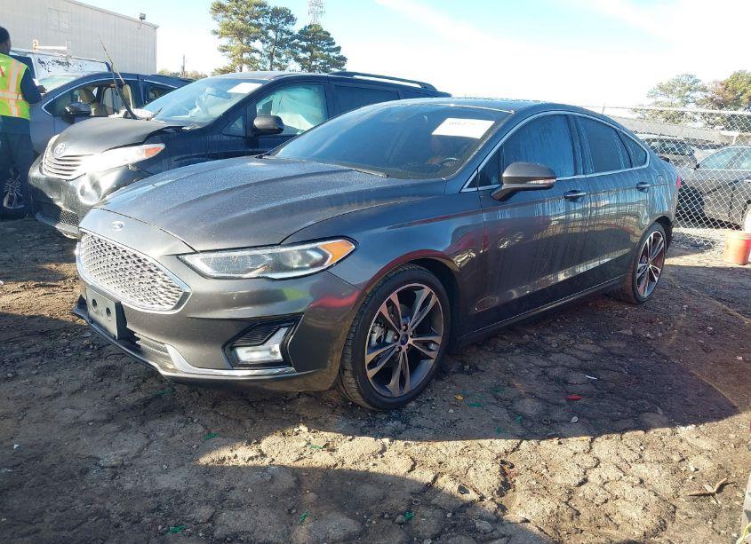 Photo 2 of 2020 Ford Fusion TITANIUM (VIN 3FA6P0K96LR153025)