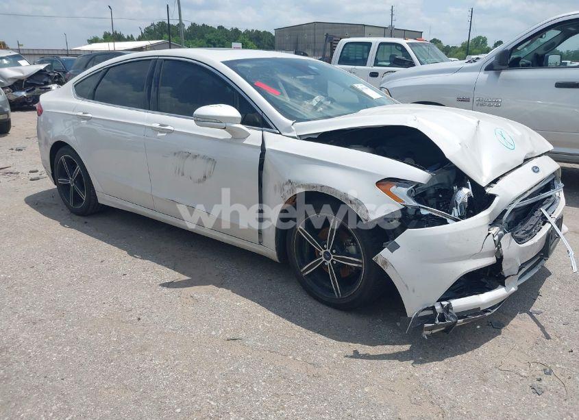 2015 Ford Fusion TITANIUM (VIN 3FA6P0K97FR169268) main photo