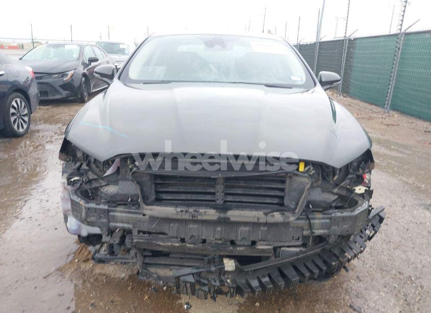 Photo 13 of 2020 Ford Fusion TITANIUM (VIN 3FA6P0K97LR192657)