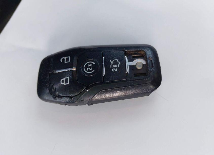 Photo 11 of 2013 Ford Fusion TITANIUM (VIN 3FA6P0K98DR107617)