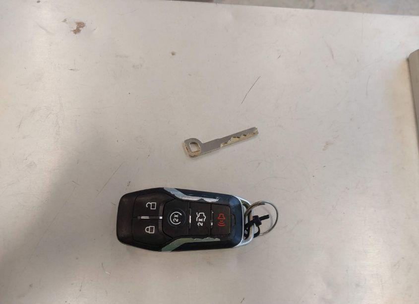 Photo 11 of 2014 Ford Fusion TITANIUM (VIN 3FA6P0K98ER300061)