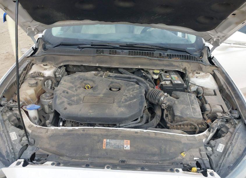 Photo 10 of 2016 Ford Fusion TITANIUM (VIN 3FA6P0K98GR124082)