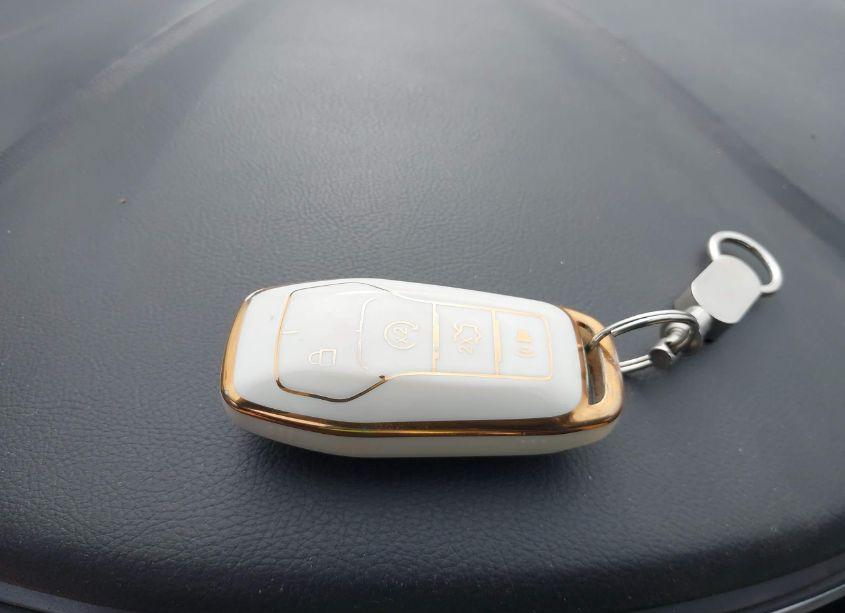 Photo 11 of 2016 Ford Fusion TITANIUM (VIN 3FA6P0K98GR124082)