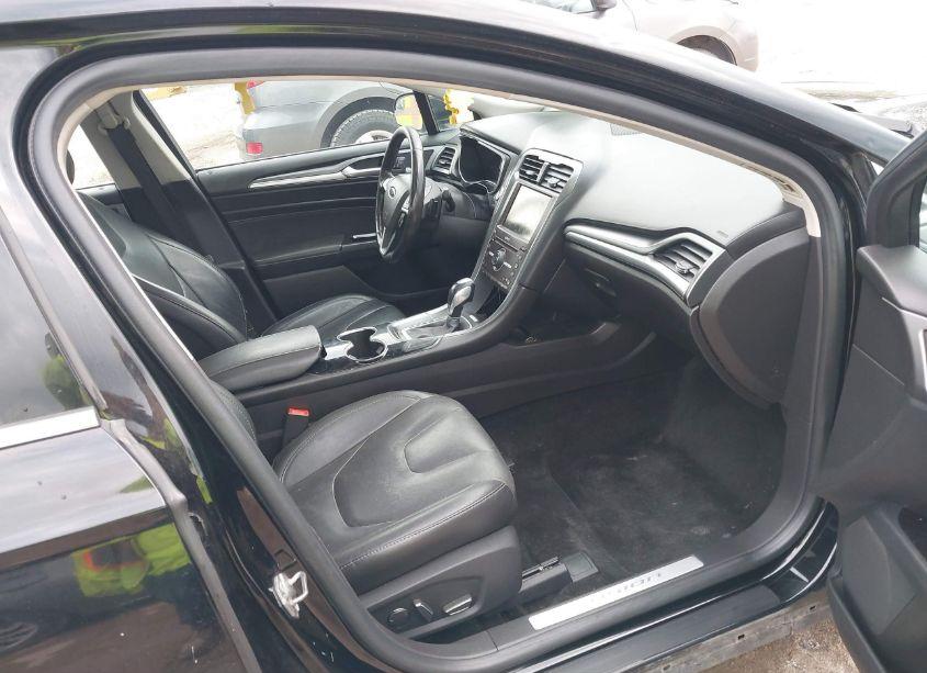 Photo 5 of 2016 Ford Fusion TITANIUM (VIN 3FA6P0K98GR263421)