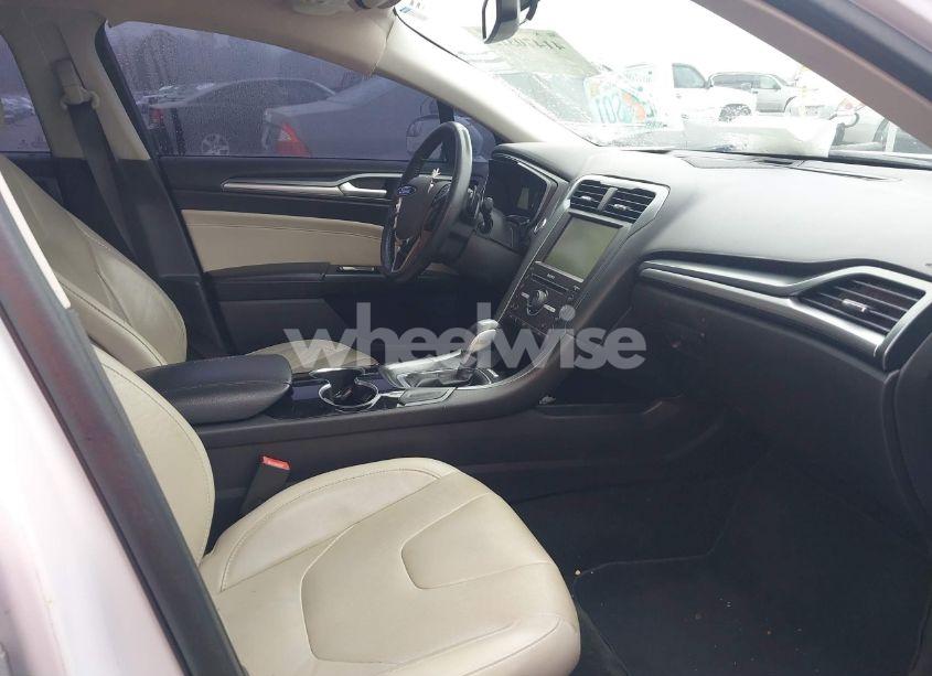 Photo 5 of 2016 Ford Fusion TITANIUM (VIN 3FA6P0K98GR369481)