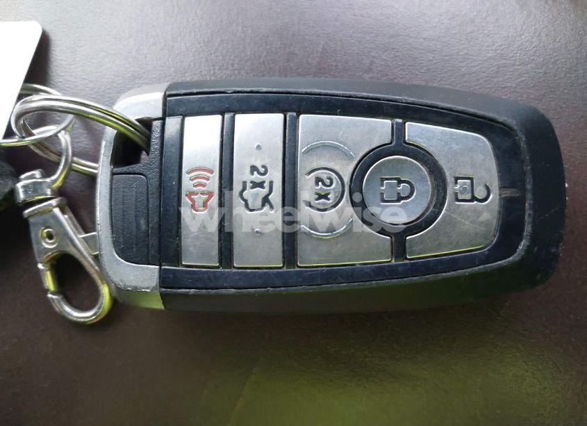 Photo 11 of 2017 Ford Fusion PLATINUM (VIN 3FA6P0K98HR187605)