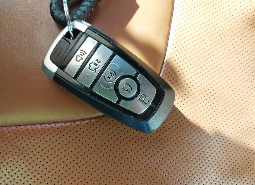 Photo 11 of 2020 Ford Fusion TITANIUM (VIN 3FA6P0K98LR151843)