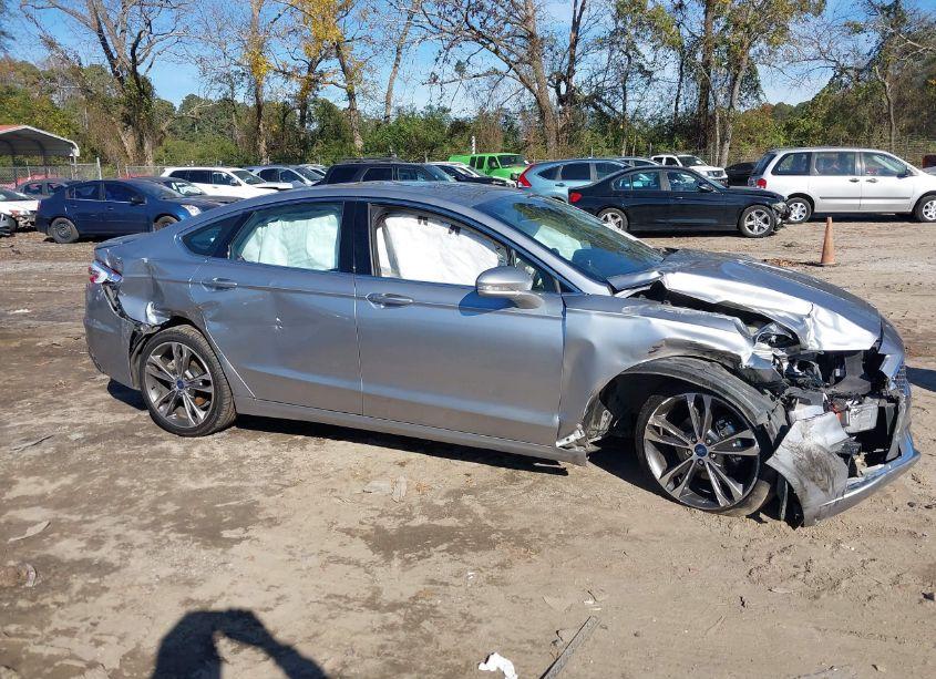 Photo 13 of 2020 Ford Fusion TITANIUM (VIN 3FA6P0K98LR151843)