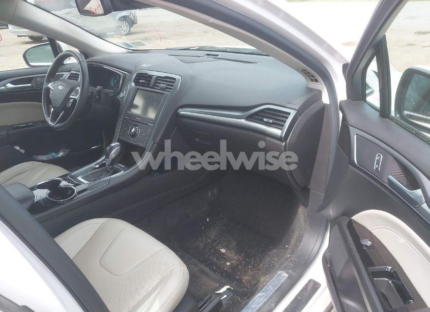 Photo 5 of 2015 Ford Fusion TITANIUM (VIN 3FA6P0K99FR221385)