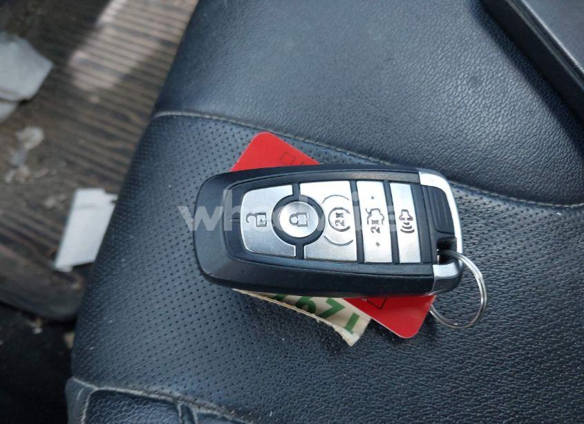 Photo 11 of 2017 Ford Fusion TITANIUM (VIN 3FA6P0K99HR136596)