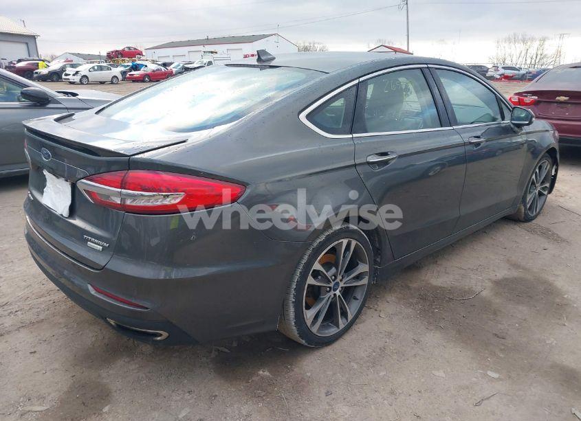 Photo 4 of 2019 Ford Fusion TITANIUM (VIN 3FA6P0K99KR265039)