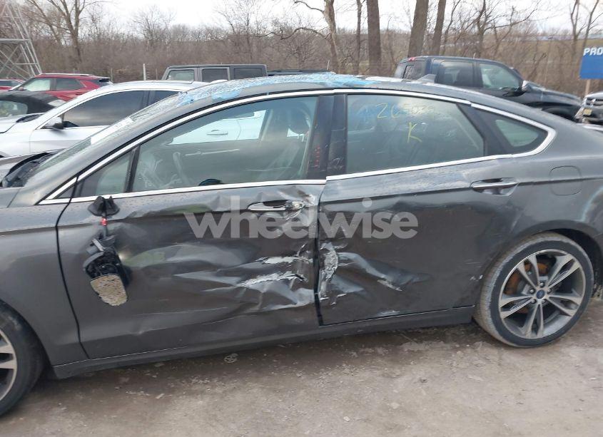 Photo 6 of 2019 Ford Fusion TITANIUM (VIN 3FA6P0K99KR265039)