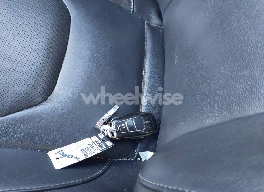 Photo 11 of 2015 Ford Fusion TITANIUM (VIN 3FA6P0K9XFR117911)