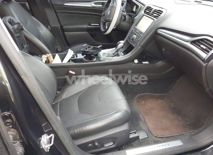 Photo 5 of 2015 Ford Fusion TITANIUM (VIN 3FA6P0K9XFR254041)