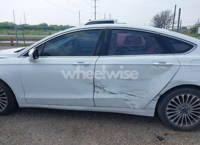 Photo 13 of 2016 Ford Fusion TITANIUM (VIN 3FA6P0K9XGR202832)