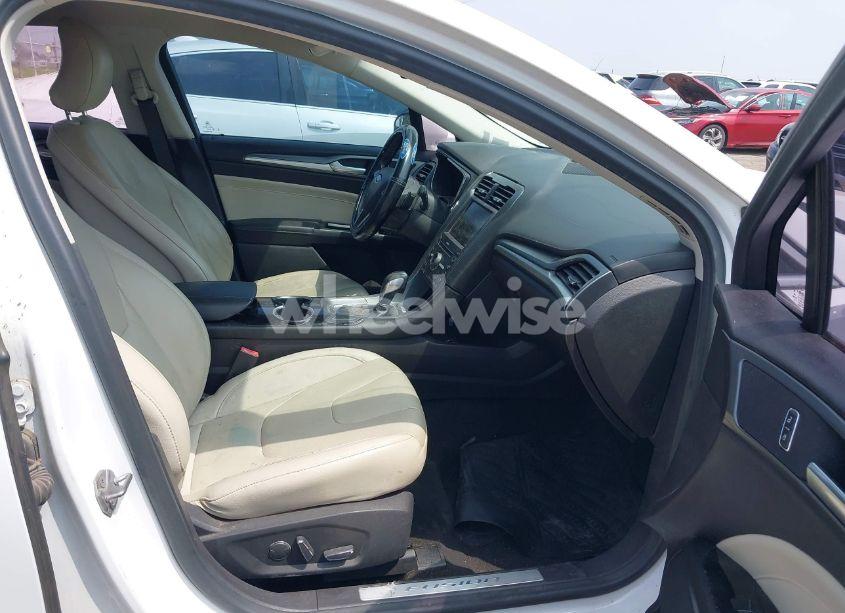 Photo 5 of 2016 Ford Fusion TITANIUM (VIN 3FA6P0K9XGR202832)