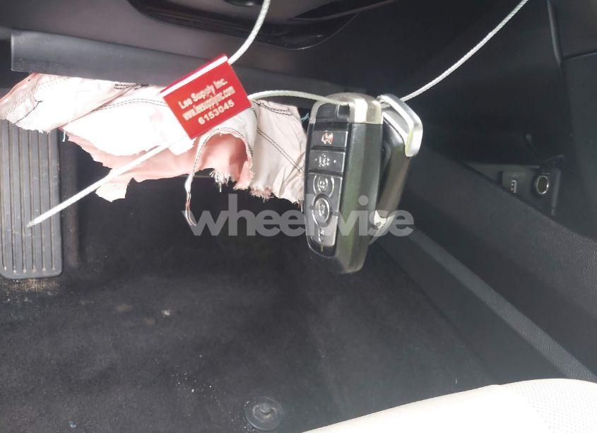 Photo 11 of 2017 Ford Fusion TITANIUM (VIN 3FA6P0K9XHR115126)