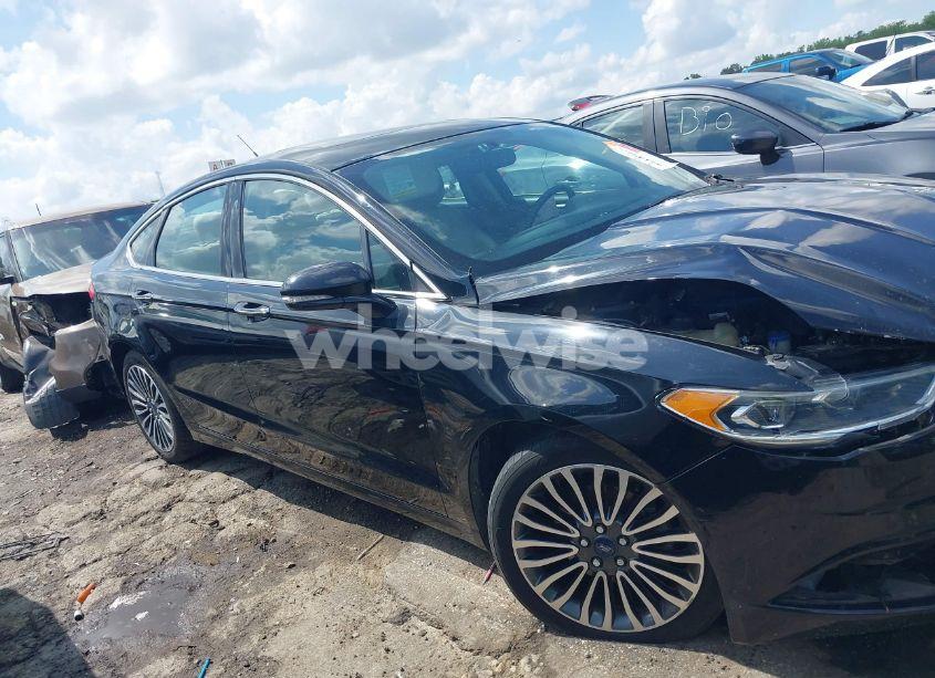 Photo 13 of 2017 Ford Fusion TITANIUM (VIN 3FA6P0K9XHR115126)