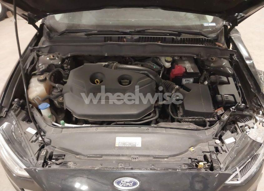 Photo 10 of 2017 Ford Fusion TITANIUM (VIN 3FA6P0K9XHR130564)