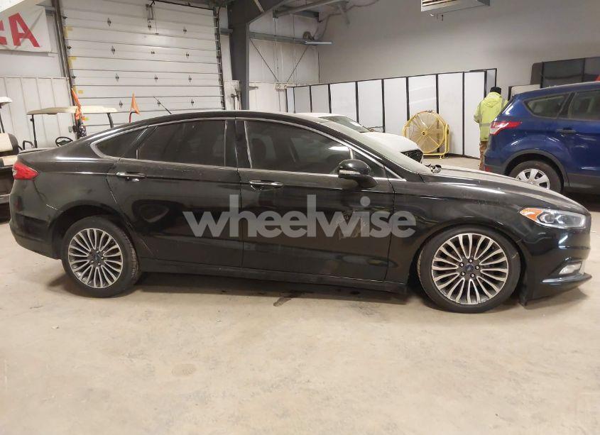 Photo 13 of 2017 Ford Fusion TITANIUM (VIN 3FA6P0K9XHR130564)