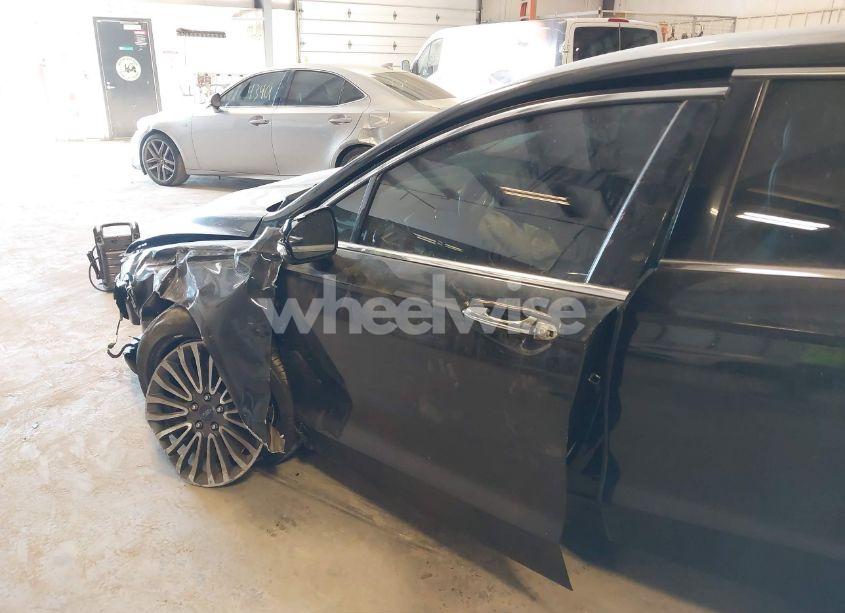 Photo 17 of 2017 Ford Fusion TITANIUM (VIN 3FA6P0K9XHR130564)