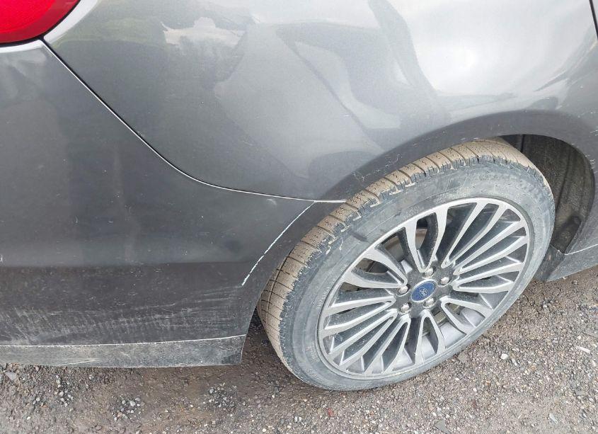 Photo 6 of 2017 Ford Fusion TITANIUM (VIN 3FA6P0K9XHR194023)