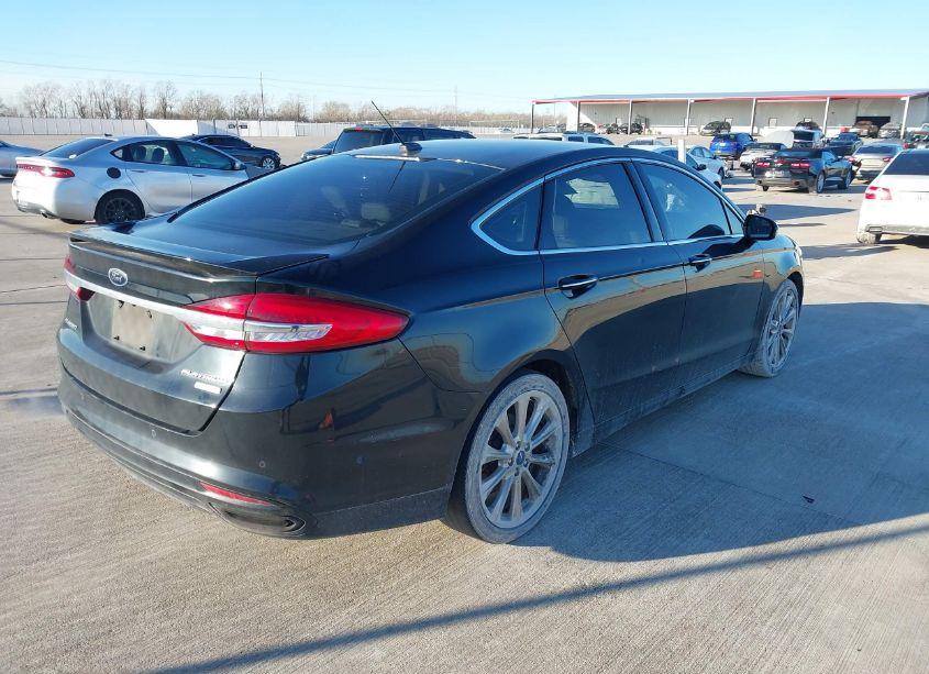 Photo 4 of 2017 Ford Fusion PLATINUM (VIN 3FA6P0K9XHR335026)
