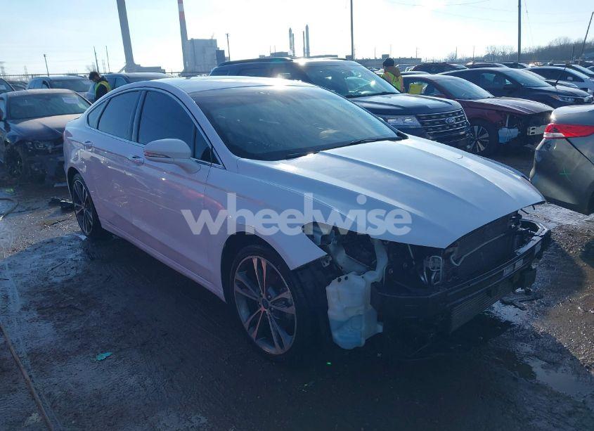 2020 Ford Fusion TITANIUM (VIN 3FA6P0K9XLR118214) main photo