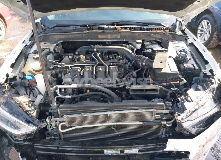 Photo 10 of 2020 Ford Fusion TITANIUM (VIN 3FA6P0K9XLR118214)