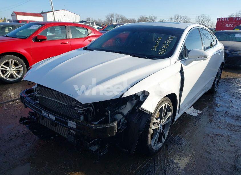 Photo 2 of 2020 Ford Fusion TITANIUM (VIN 3FA6P0K9XLR118214)