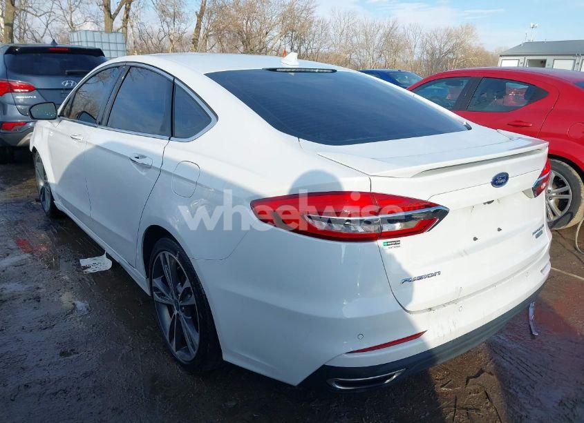 Photo 3 of 2020 Ford Fusion TITANIUM (VIN 3FA6P0K9XLR118214)