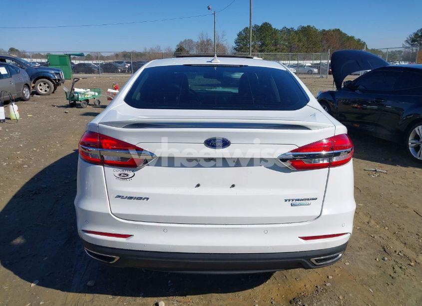 Photo 16 of 2020 Ford Fusion TITANIUM (VIN 3FA6P0K9XLR131657)