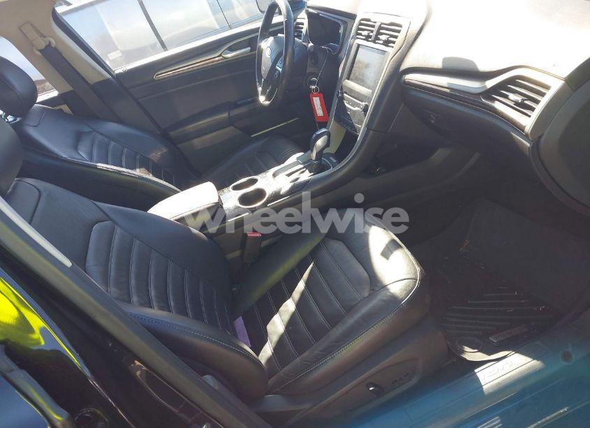 Photo 5 of 2013 Ford Fusion HYBRID SE (VIN 3FA6P0LU0DR144471)