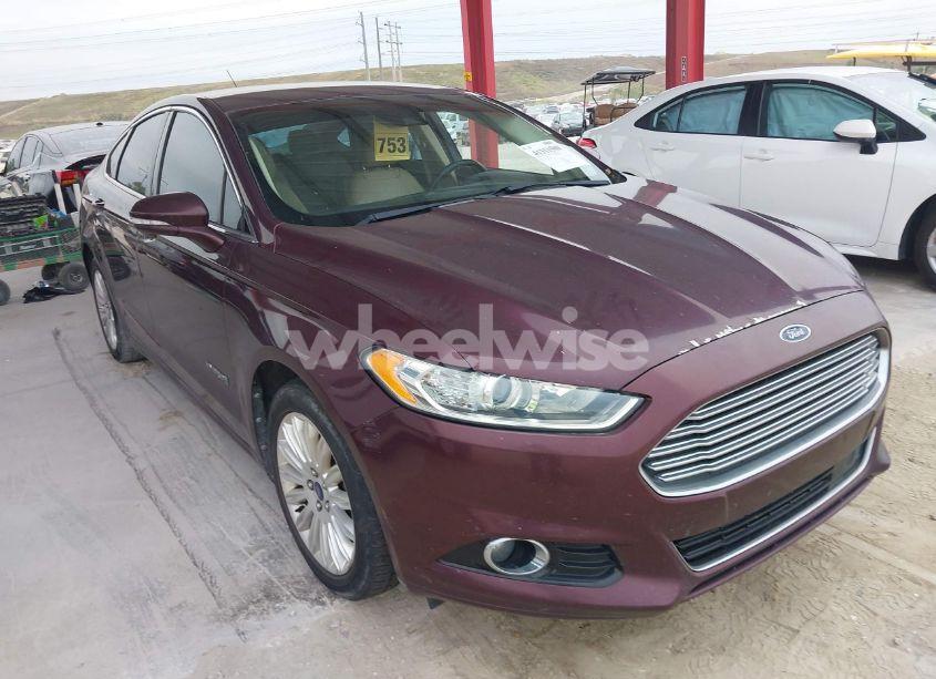 2013 Ford Fusion HYBRID SE (VIN 3FA6P0LU0DR174862) main photo