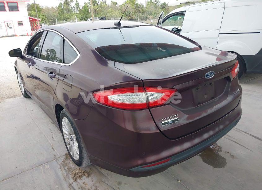 Photo 3 of 2013 Ford Fusion HYBRID SE (VIN 3FA6P0LU0DR174862)
